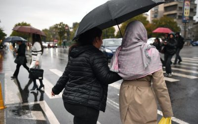 ANM: Ploi însemnate cantitativ și temperaturi de 24 de grade Celsius săptămâna viitoare Avertismentele de cod galben au fost emise de Administrația Națională de Meteorologie (ANM) pentru vânt puternic în sudul țării, dar și pentru ploi însemnate cantitativ, lapoviță și ninsoare în regiunile de nord, centru, sud și est