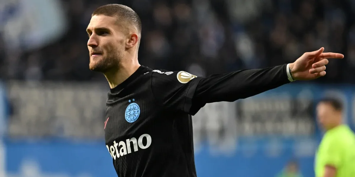 Bîrligea, lovit de ghinion! Schalke oferă 8 milioane de euro, dar