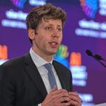 Atac cu Molotov la locuința lui Sam Altman, șeful OpenAI: Poarta, incendiată de un tânăr