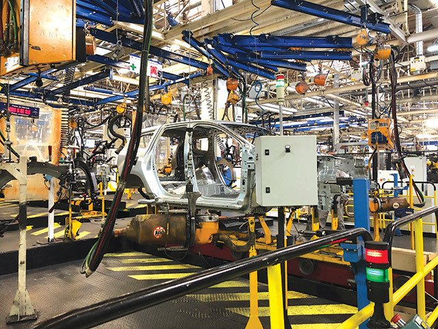 Producția auto din România scade, în timp ce Ford Crește la Craiova Producția de automobile din România a înregistrat o scădere de 5,4% în primul trimestru al anului 2026, ajungând la 128.419 unități