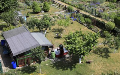 # Atenție, proprietari! Construirea unei anexe fără autorizație vă poate aduce amenzi usturătoare Indiferent că vorbim despre un garaj, o magazie sau un simplu spațiu de depozitare, legea română impune obținerea unei autorizații de construire