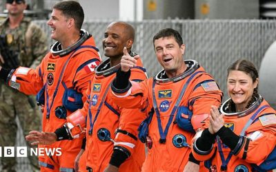 Astronauții au intrat în capsula „Integrity”: Un pas important spre Lună Astronauții se pregătesc pentru o misiune istorică