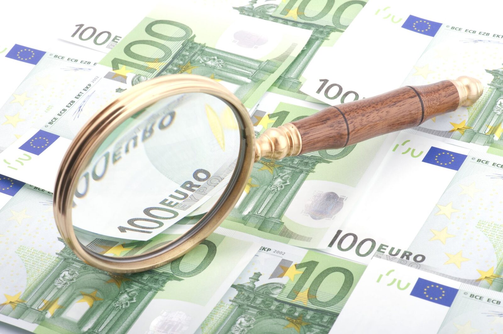 Fonduri Europa: 400 milioane EUR pentru cercetători în 2026. Sesiune online