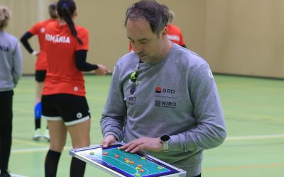 Ovidiu Mihăilă, selecționerul echipei naționale de handbal feminin a României, a prefațat duelul cu Norvegia, un meci crucial în cadrul EHF Euro Cup