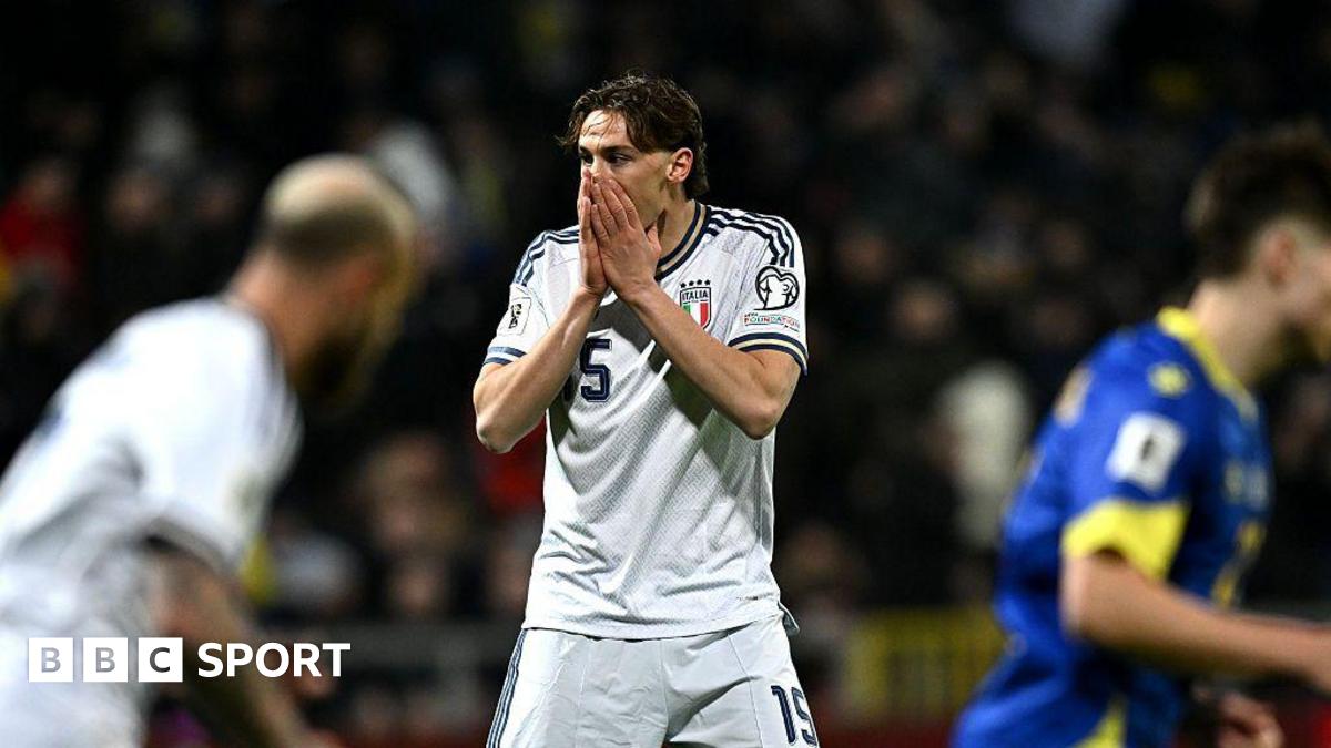 Italia, eliminată pentru a treia oară consecutiv de la Cupa Mondială Naționala de fotbal a Italiei, de patru ori campioană mondială, a ratat calificarea la Cupa Mondială pentru a treia oară consecutiv, după ce a pierdut la lovituri de departajare în fața Bosniei-Herțegovina