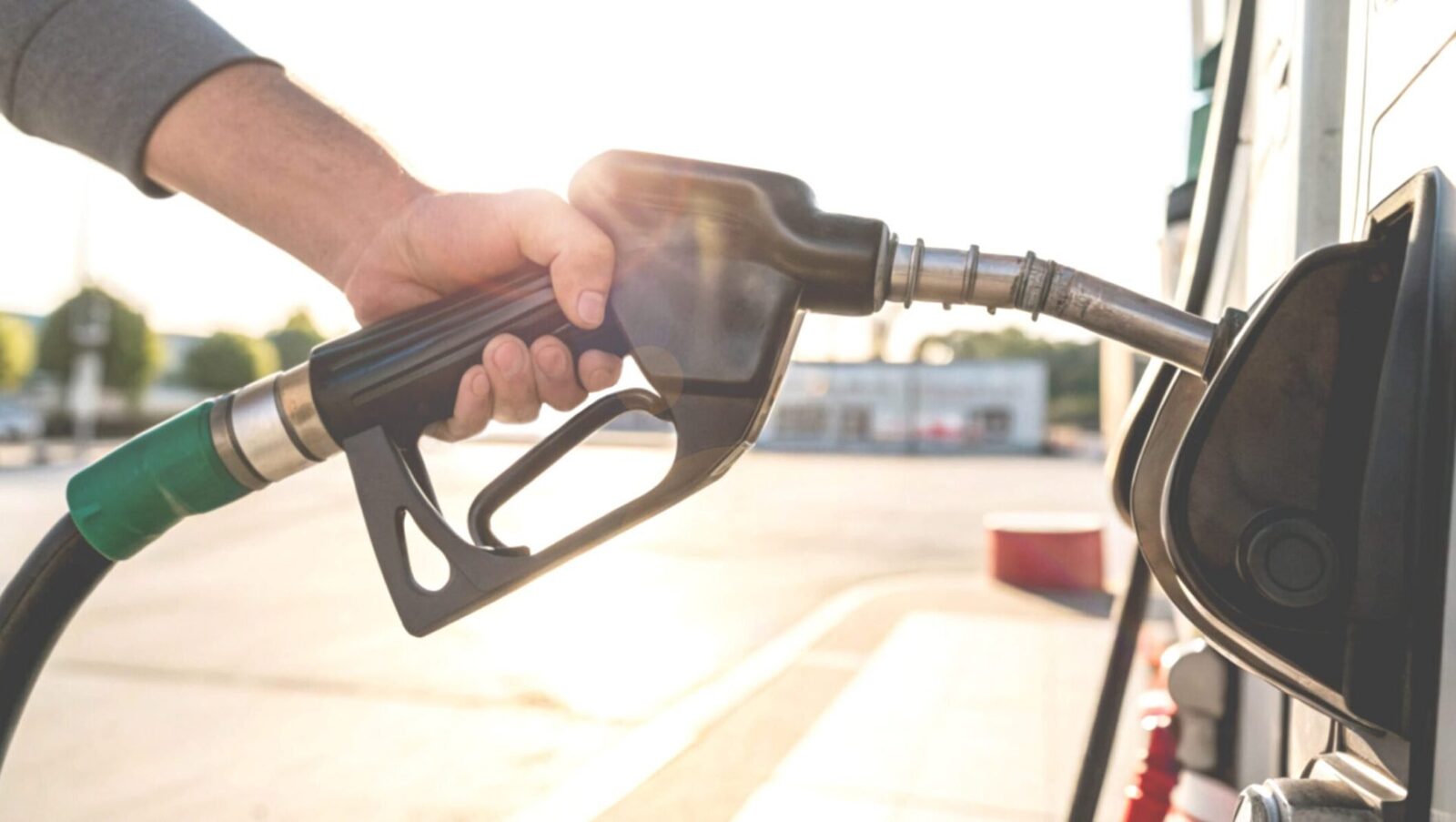 Prețurile carburanților: Unde găsești cea mai ieftină benzină și motorină astăzi Prețurile carburanților continuă să varieze la nivel național, iar șoferii trebuie să fie atenți la oferte