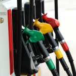 Aplicația care te ajută să găsești cel mai bun preț la carburanți Șoferii din România au acum la îndemână un instrument util pentru a face față fluctuațiilor de prețuri ale carburanților