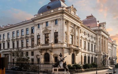 Banca Națională a României (BNR) pare să adopte o abordare precaută în ceea ce privește politica monetară, pe fondul presiunilor inflaționiste persistente și al unei perspective de stabilitate a ratelor dobânzilor în regiune