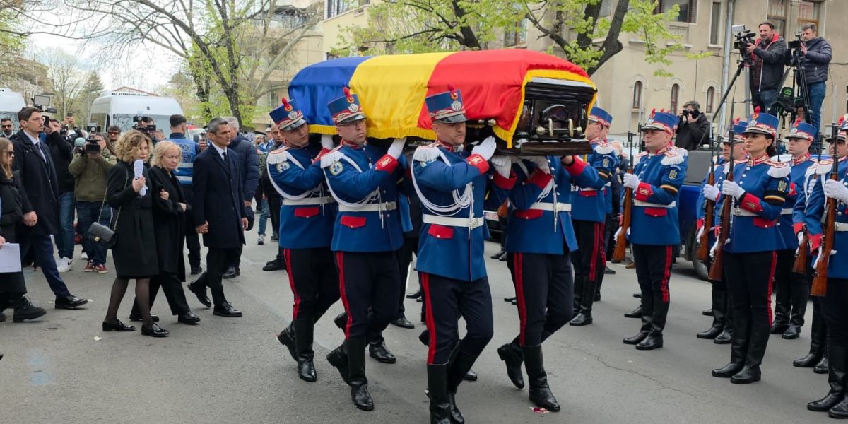 Boală misterioasă: Igor Surkis absent la Lucescu, dar promite revanșa