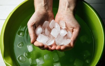 Apa rece, aliatul rapid împotriva stresului: O metodă simplă pentru calmare imediată București – O tehnică surprinzător de simplă, care presupune scufundarea feței în apă rece timp de aproximativ 30 de secunde, poate oferi o alinare rapidă în momentele de stres sau anxietate