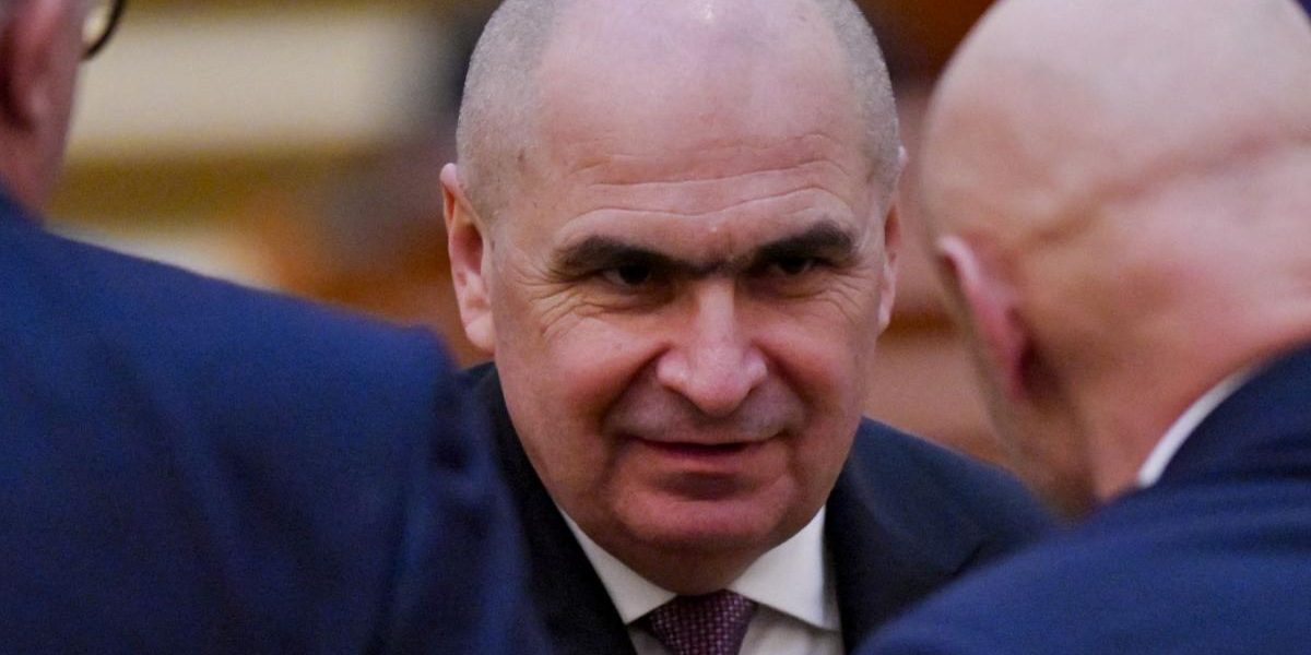 Bolojan negociază cu USR, UDMR și minorități pentru un guvern minoritar