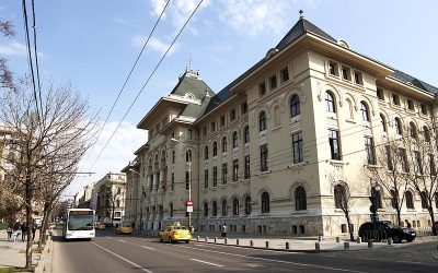 BUCUREȘTIUL VA AVEA O REȚEA DE ADĂPOSTURI CLIMATICE PENTRU PERIOADELE EXTREME Consiliul General al Municipiului București (CGMB) a aprobat joi, 2 aprilie, înființarea unei rețele de „adăposturi climatice”