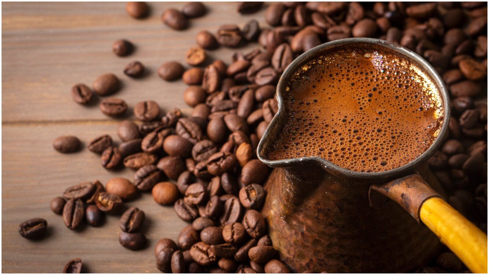 Cafeaua, „otrăvitoare” pentru buzunare: Scumpire ULUITOARE în România