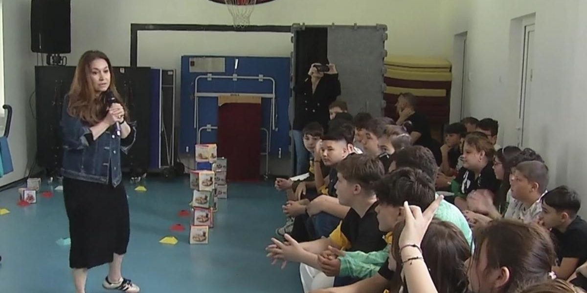 Elevii învață secretele vieții sănătoase: „Ora fără diabet” continuă
