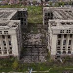 Victorie în „Casa Radio”, dar dezvoltatorul taie-n două clădirea din București