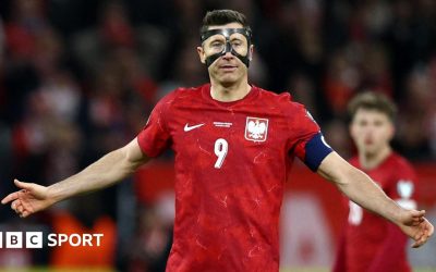 Lewandowski, marele absent al Cupei Mondiale din 2026 Robert Lewandowski, unul dintre cei mai mari atacanți din ultimii 15 ani, nu va juca la Cupa Mondială din 2026, care va avea loc în Canada, Statele Unite și Mexic