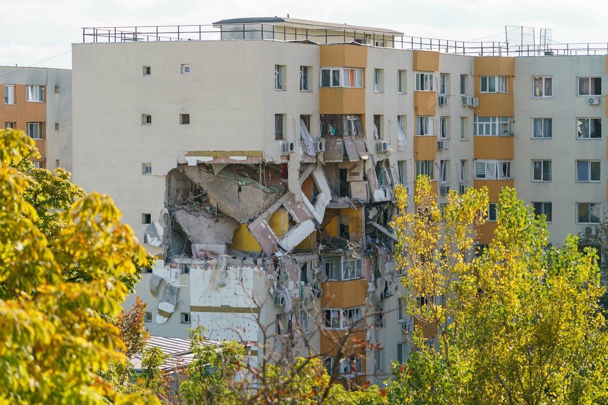 Blocul din Rahova: Dramă la 6 luni de la explozie. Bucureșteni, disperați să-și recupereze actele