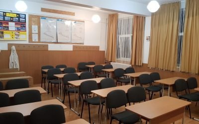 Programele pentru clasa a ix-a, gata. Manualele, așteptate din toamnă