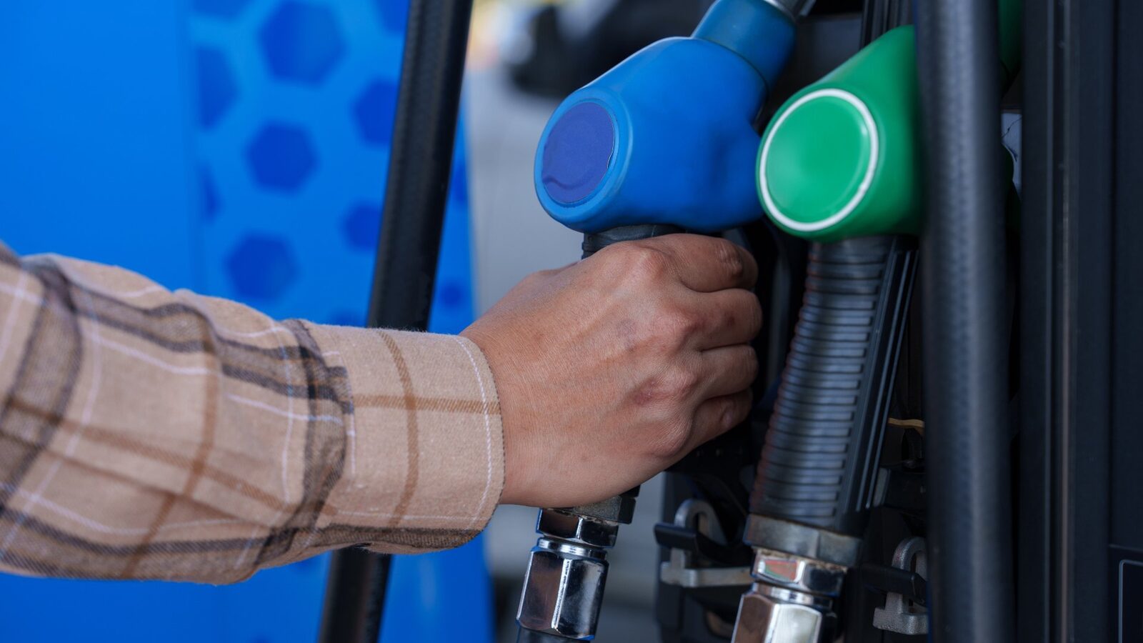 MOTORINA A ATINS UN NOU RECORD ÎN Germania, CRIZA DE CARBURANȚI SE EXTINDE ÎN Europa Cresterea prețurilor la combustibili afectează tot mai multe țări din Europa