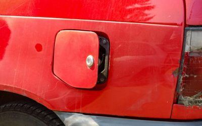 Lipsa de combustibil alimentează violența în Asia, pe fondul războiului din Orientul Mijlociu București – Criza de combustibil, accentuată de tensiunile din Orientul Mijlociu, unde SUA și Israel au demarat o campanie de bombardamente împotriva Iranului, generează instabilitate și violență în mai multe țări asiatice