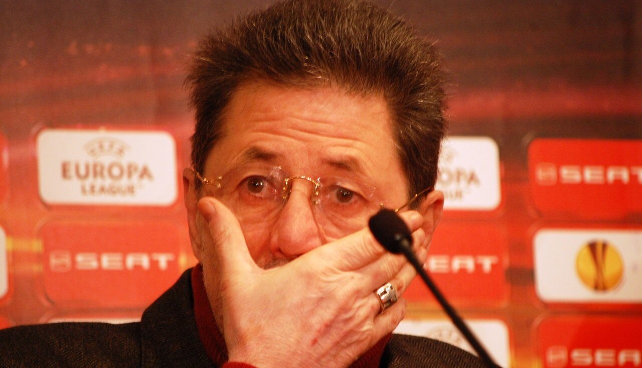 Cornel Dinu, legenda fotbalului românesc, se confruntă cu o afecțiune psihologică rară, antropofobia, care l-a determinat să se izoleze complet de lume