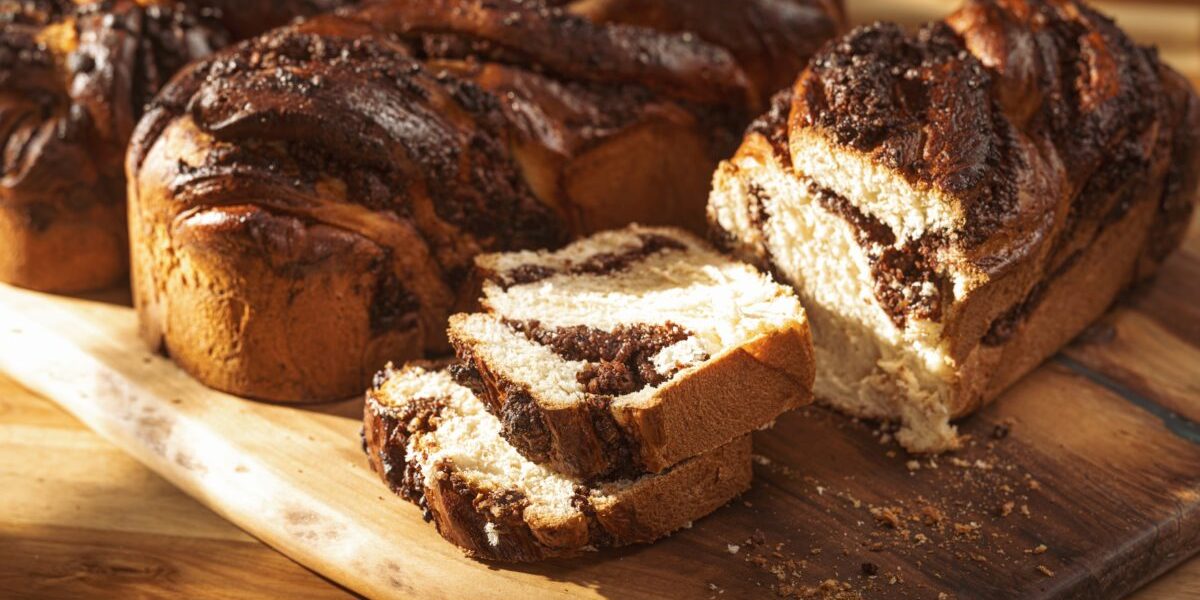 Pot diabeticii mânca cozonac? Ghid practic pentru Sărbători, fără excese