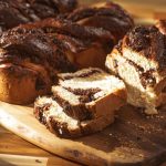 Pot diabeticii mânca cozonac? Ghid practic pentru Sărbători, fără excese