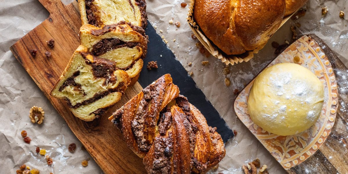 Cozonacul, desertul ROMÂNILOR: Află originea sa din Europa, prin Europa FM