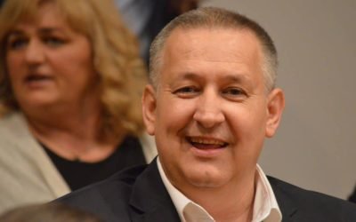 Cristian Anton, fost director general al Autorității Rutiere Române (ARR), și R.B.A., administrator al unei societăți comerciale, au fost arestați preventiv pentru 30 de zile, conform unei decizii a Tribunalului Cluj