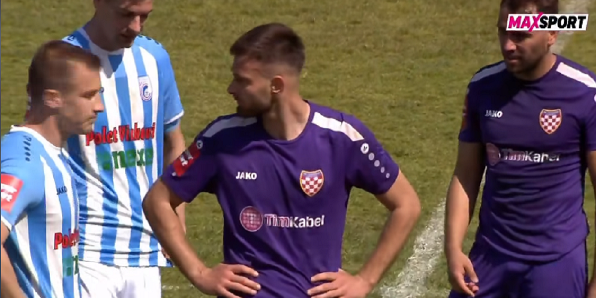 Gol controversat în Croația: A dat gol în loc să returneze mingea, șoc pentru fani