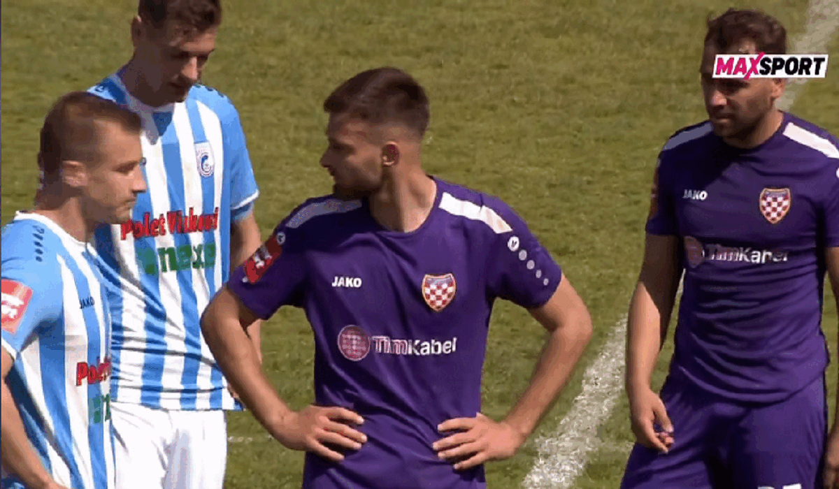 Gol controversat în Croația: A dat gol în loc să returneze mingea, șoc pentru fani