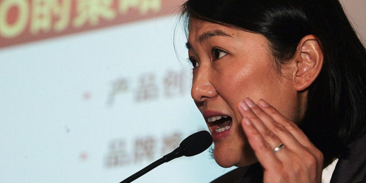 China: De la fabrică la averea de miliarde. Ascensiunea spectaculoasă a unei femei