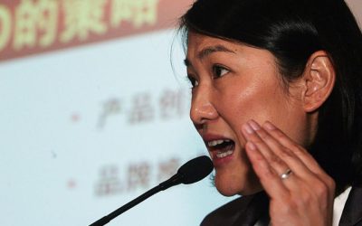 China: De la fabrică la averea de miliarde. Ascensiunea spectaculoasă a unei femei