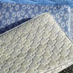 De ce e vital să cureți salteaua: Pașii pentru un somn liniștit