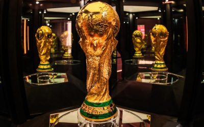 FIFA înfurie fanii: Biletele pentru Cupa Mondială se scumpesc din nou Biletele pentru Cupa Mondială din 2026, care se va desfășura în SUA, Mexic și Canada, au suferit o nouă majorare de preț, stârnind critici vehemente din partea fanilor