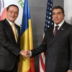 Primarul din București numește un parc după donald Trump