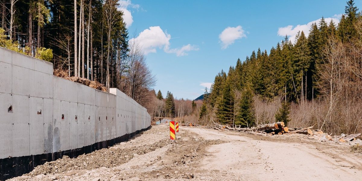 Autostrada Erbașu din Valea Doftanei avansează greu: Doar 16% finalizat
