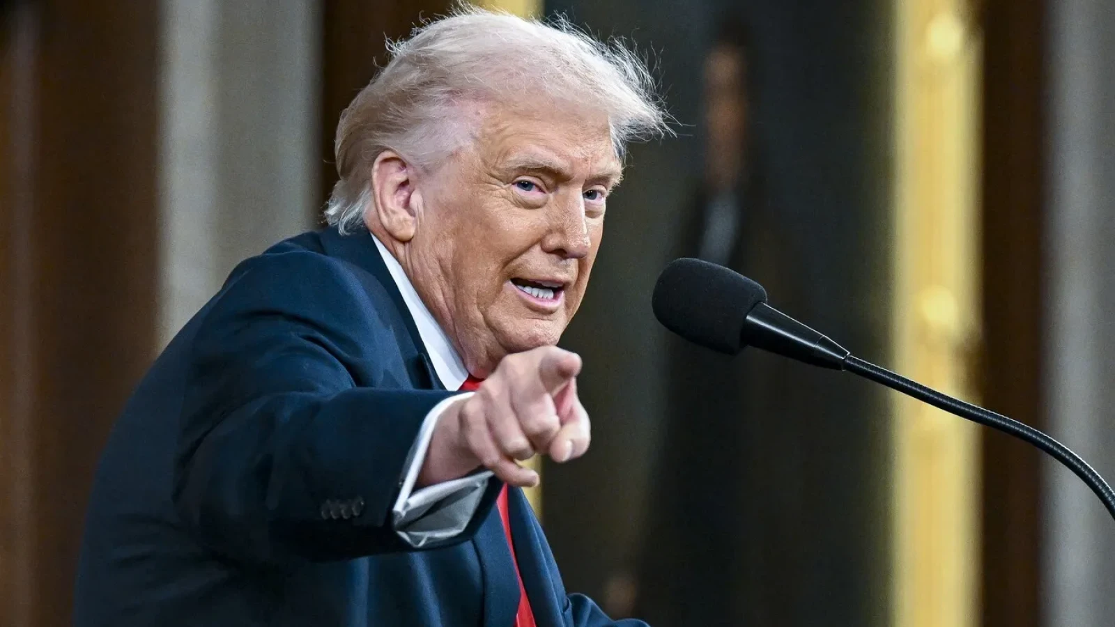 Rata de aprobare a fostului președinte american Donald Trump a stagnat la 41% la o lună de la începerea războiului din Iran, potrivit sondajelor realizate în Statele Unite