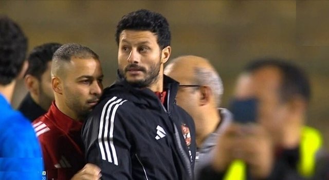 Portarul Al-Ahly, Mohamed El-Shenawy, suspendat după ce a lovit un arbitru