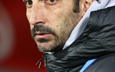 Fostul antrenor al FCSB, Elias Charalambous, ar putea reveni curând pe banca tehnică, la o lună după ce a părăsit campioana României