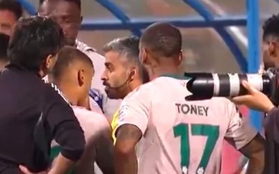 Arbitrul, prins cu „hoția pe față”: Imaginile compromițătoare au ieșit la iveală