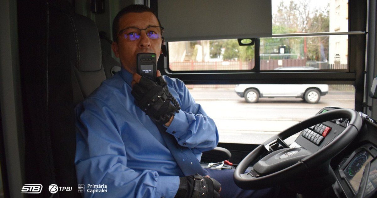 Troleibuze cu alcooltest în București: Șoferii, testați înainte de cursă. Pe ce trasee sunt deja