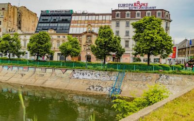Europa Royale București, hotel din Centrul Vechi, se închide temporar pentru renovare și rebranding Europa Royale București, un hotel situat în inima Centrului Vechi al capitalei, își va închide temporar porțile începând cu 31 martie, pentru lucrări de renovare și rebranding