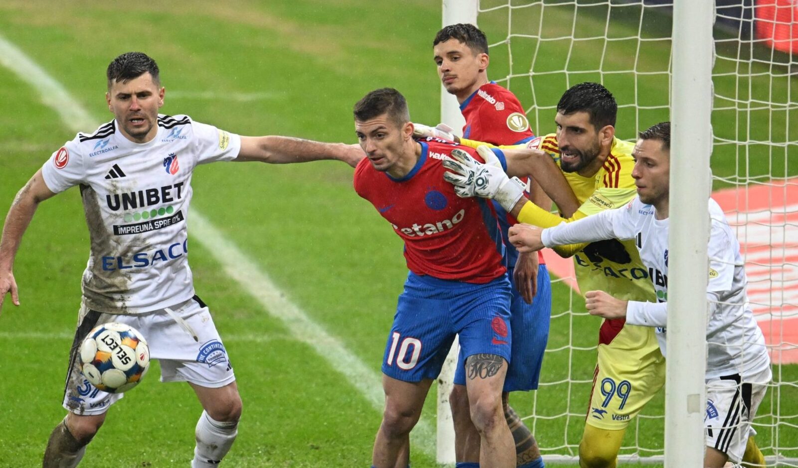 Play-out-ul SuperLigii României continuă cu etapa a 3-a, promițând meciuri aprinse pentru evitarea retrogradării și obținerea unui loc în barajul pentru Conference League