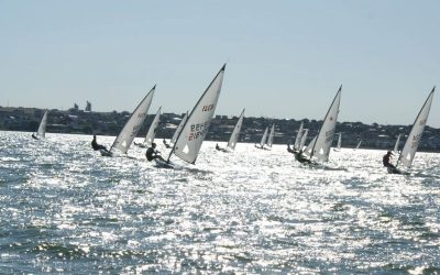 Competiții internaționale de yachting vor anima litoralul românesc în luna mai Litoralul românesc se pregătește să găzduiască, în luna mai, două competiții internaționale de yachting, evenimente care vor aduce în atenție sportivi din țară și din străinătate