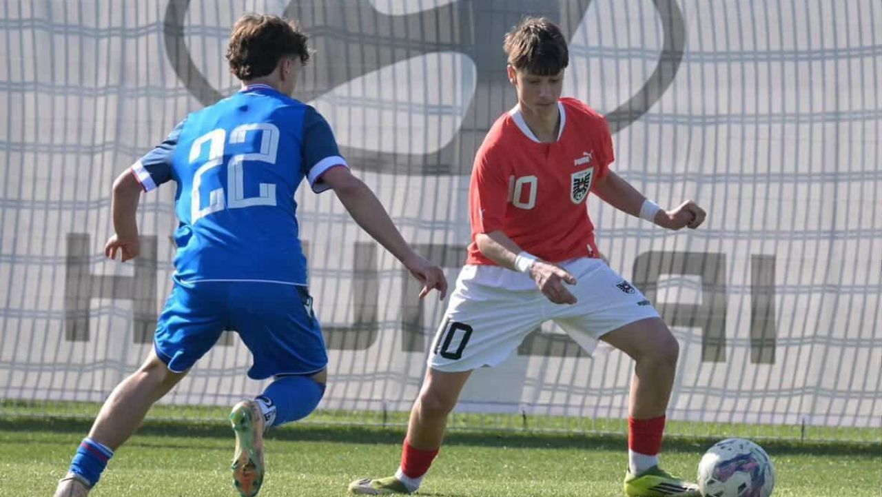Debut SPECTACULOS pentru un român în Austria: ”Perle a la Beckham”! Număr 10 din prima