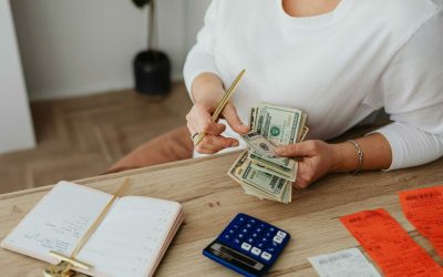 Ajutorul social, cu reguli clare: Ce prevede legea pentru români