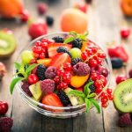 Zece fructe care te scapă de uitare: Cum îți menții creierul tânăr