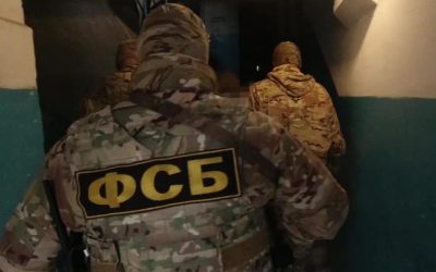 FSB: Ucraina ar fi pregătit un atentat împotriva unui oficial rus la Moscova Serviciul Federal de Securitate (FSB) al Rusiei a anunțat vineri că a dejucat un atac plănuit de Serviciul de Securitate (SBU) al Ucrainei împotriva unui oficial de rang înalt din cadrul autorităților ruse de aplicare a legii