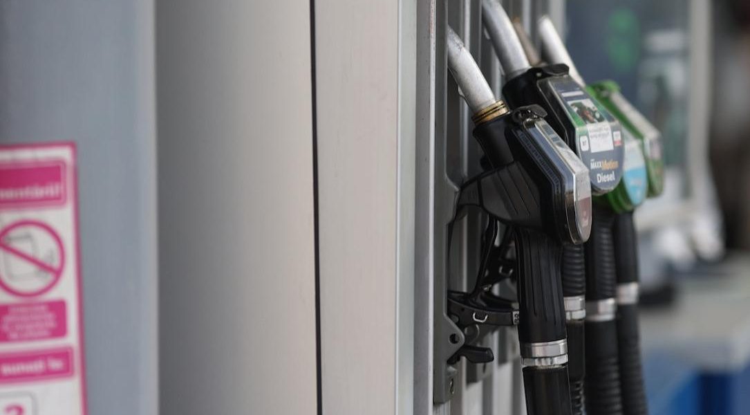 România: Final de mandat fără crize la combustibil, asigură Guvernul